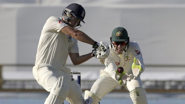 Foxtel has made an aggressive offer to make pay TV the new home of cricket.