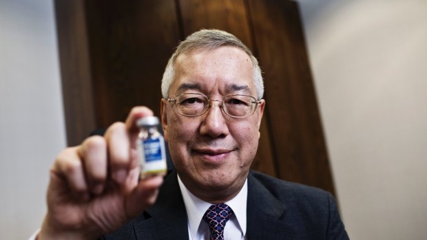 Sirtex Medical chief executive Gilman Wong holds the company's product SIR-Spheres.