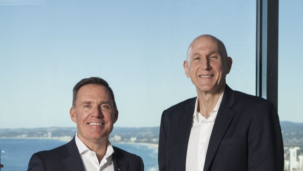 Simon McGrath, COO AccorHotels Pacific (left) and Michael Issenberg, Chairman and CEO AccorHotels Asia Pacific celebrate the acquisition of the Mantra Group