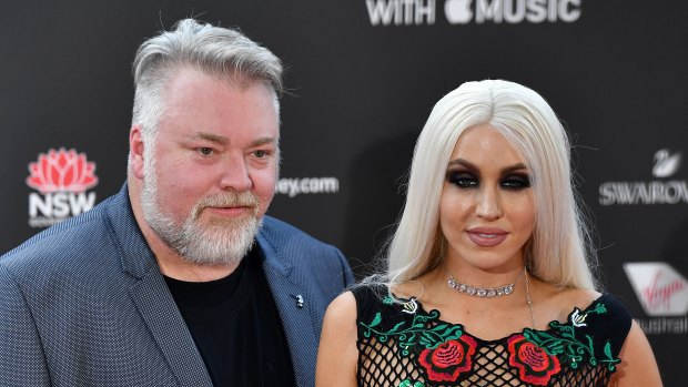 Kyle Sandilands with his partner Imogen Anthony at the 2017 ARIA Awards.