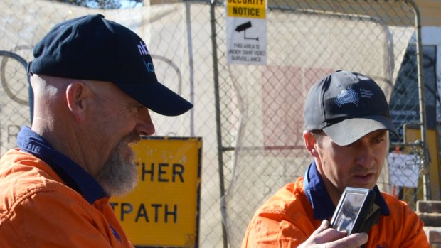 Ant Rees (L) Emmett Fenlon (R) install the NBN in Subiaco.