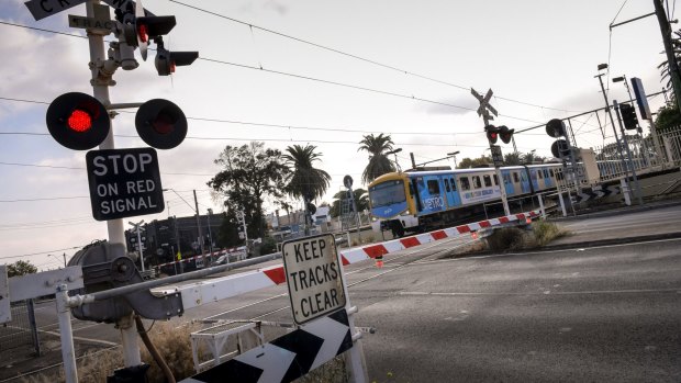The level crossing on Buckley Street in Essendon. 15 May 2017. The Age News. Photo: Eddie Jim.