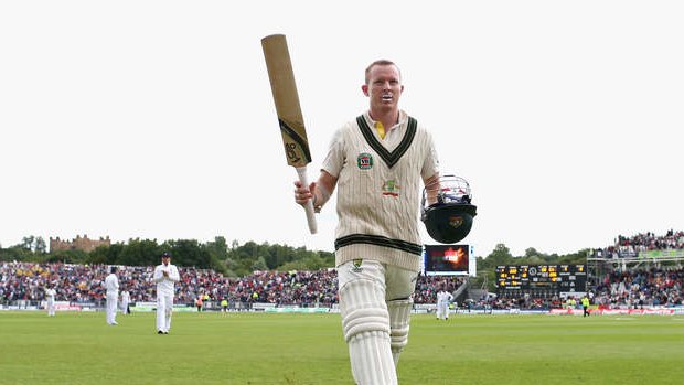 Australia's Chris Rogers leaves the Chester-le-Street arena after scoring an unbeaten 101* on day two of the fourth Ashes Test against England.