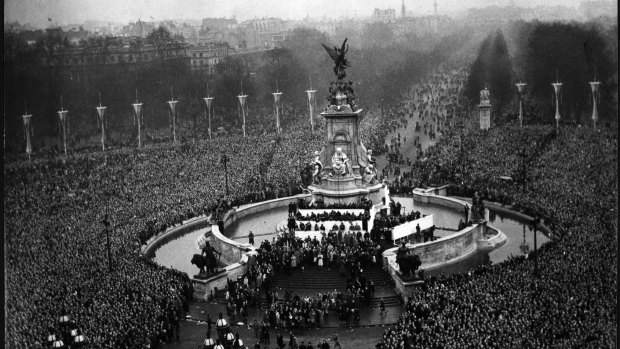 Hundreds of thousands of well wishers lined the streets to Elizabeth drive to Westminster Abbey for her wedding.