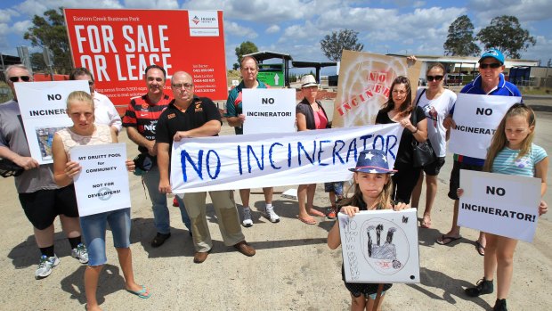 Residents protest against plans for a giant incinerator west of Sydney.