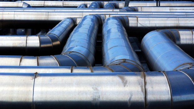 CKI said it would divest APA's West Australian pipeline assets if the takeover were successful, in order to maintain competition in the state.