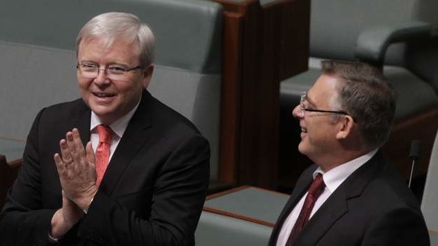 Kevin Rudd and Anthony Byrne arrive ready for question time