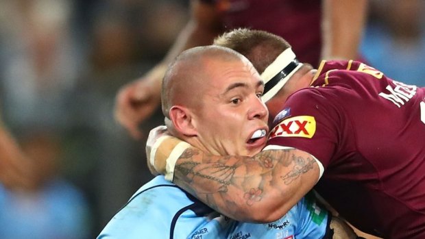 SYDNEY, AUSTRALIA - JUNE 01:  David Klemmer of the Blues is tackled during game one of the State Of Origin series between the New South Wales Blues and the Queensland Maroons at ANZ Stadium on June 1, 2016 in Sydney, Australia.  (Photo by Cameron Spencer/Getty Images)