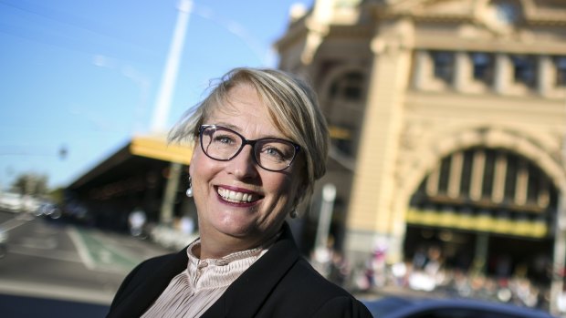 Independent candidate Sally Capp is the favourite to be named Melbourne's new lord mayor.