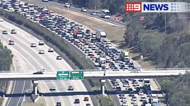 Northbound lanes on the Pacific Motorway blocked at Pimpama.