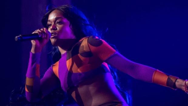Azealia Banks has asked her fans to donate money in order to fix an "f------ embarrassing" situation. 