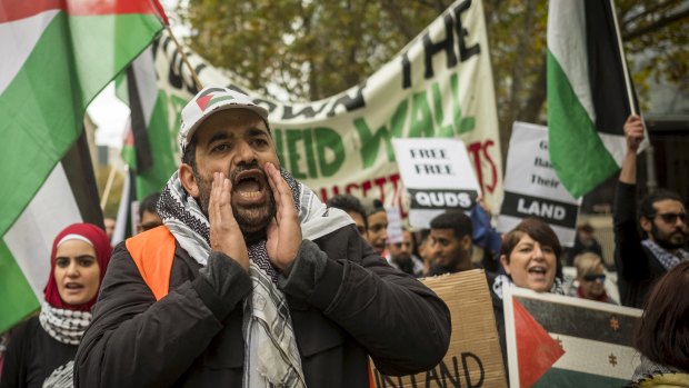 The pro-Palestine protest attracted around 700 people to the CBD. 