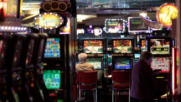 Poker machines: ACT Auditor-General Maxine Cooper has found poor oversight of the community contributions scheme which is supposed to make sure the community benefits from pokie profits.   