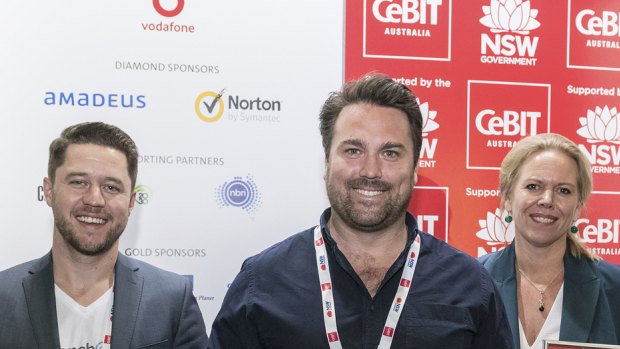 The winners of the 2018 CeBIT PitchFest (from left): Tim Walmsley (BenchOn), Paul Weingarth (Ping Data) and Jenny Atkinson (Littlescribe).