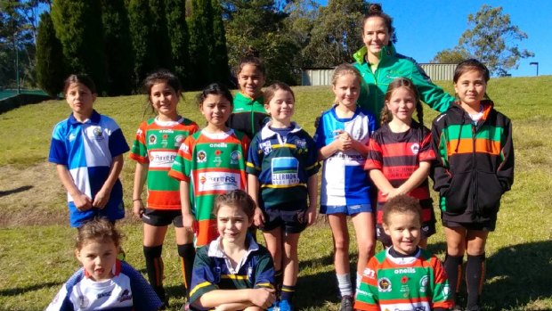 Shannon Parry with kids from Hills Junior Rugby Club.