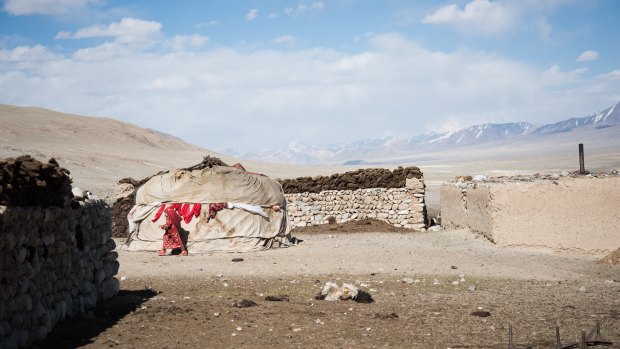 Kyrgyz huts are scattered throughout the corridor.