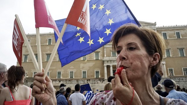 France says it will try to reach a deal with Greece ahead of Sunday's referendum.