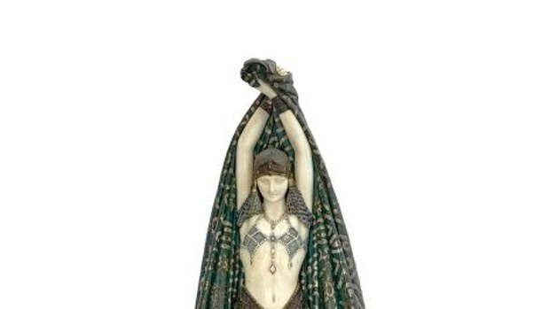 Chiparus sculpture dances to $115,900 at Sotheby's sale