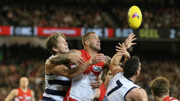 Outnumbered: Harry Taylor and Rhys Stanley spoil Lance Franklin's evening.