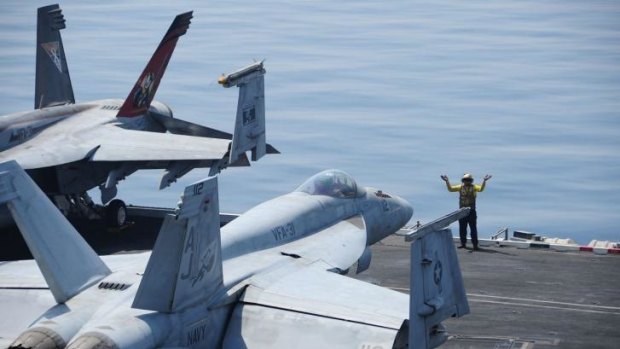 Super Hornets like the ones Australia is set to deploy for use over Iraq.