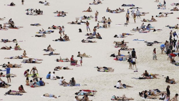 Beach weather: Crowds flocked to Bondi Beach on New Year's Day. It's not yet known whether 2014 will be an El Nino year.