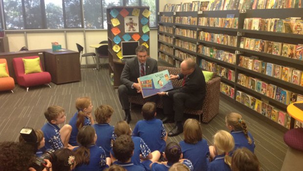 John Paul Langbroek and Campbell Newman at Enoggera State School.