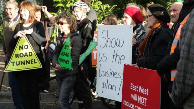 Protesters in Carlton rally against the East West Link.