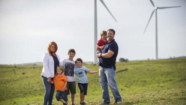 The Young family of Goulburn, Graham, Terrie, Gus (8), Austin (5), Marlowe (4), Sonny (2) at the Gunning Wind Farm.