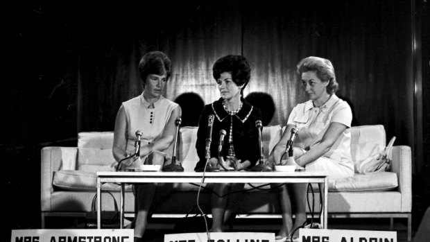 The wives of the American Apollo astronauts pictured at the Wentworth Hotel in Sydney on 1 November 1969. They are Jan Armstrong, Pat Collins and Joan Aldrin.