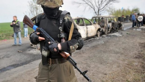 A checkpoint outside the town of Slaviansk, where three pro-Russian militants and one attacker were killed on Easter Sunday.