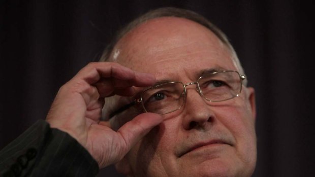 The Gillard government's chief climate change adviser, professor Ross Garnaut, who previously proposed an independent body to oversee an emissions trading scheme.