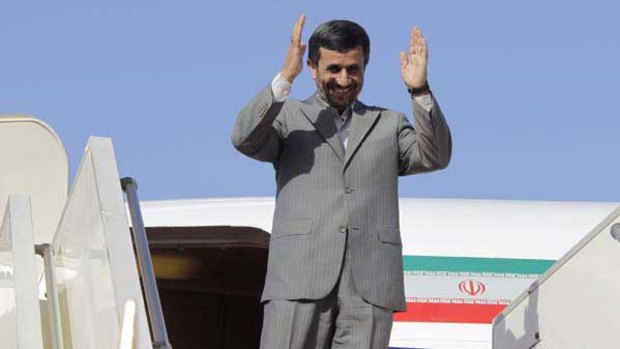 Iranian President Mahmoud Ahmadinejad arrivs at Beirut airport.