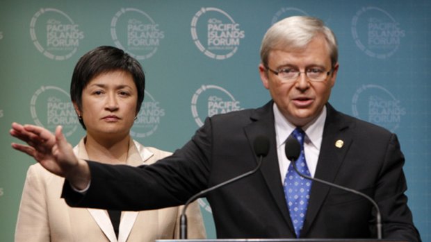 Penny Wong and Kevin Rudd at the 2009 Pacific Islands Forum in Cairns.