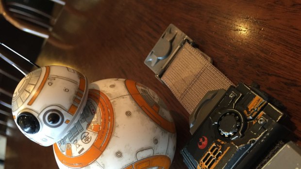 Sphero's new gadget means the cute little droid gets even cuter.