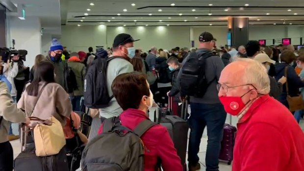 Long queues at Melbourne airport