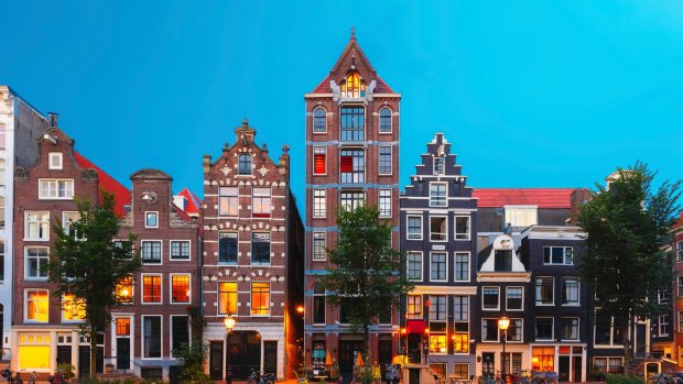 In Amsterdam, local government, businesses, institutions and citizens are creating a smart city.