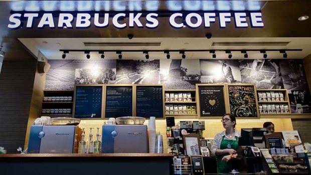 A Starbucks cafe in the famous Bank of China Tower which used water from a tap near a urinal to brew coffee prompted a torrent of angry reactions from customers.