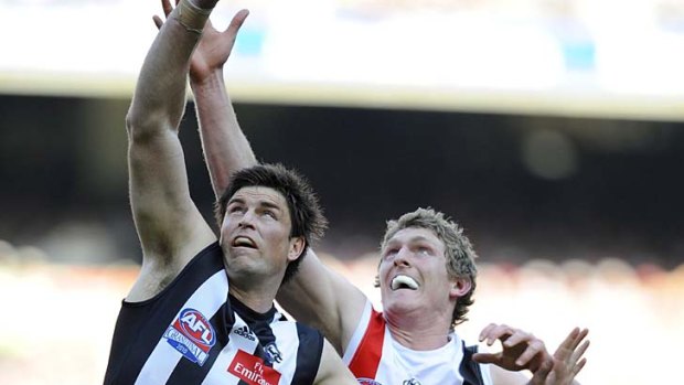 Magpie Leigh Brown and Saint Ben McEvoy ruck in the 2010 grand final replay.
