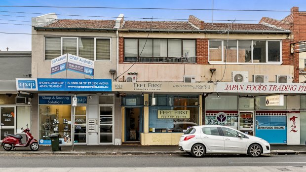 A shop at 1023 Burke Road in Hawthorn East was snapped up for 20 per cent above the reserve selling for $1.15 million.