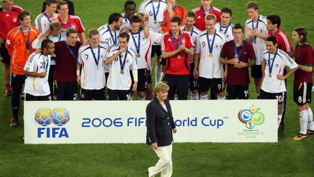 Germany defeated Portugal in the third place playoff at the 2006 World Cup. 