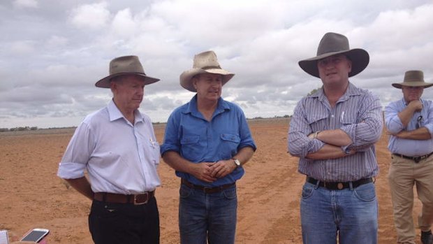 Barnaby Joyce talks to locals in Bourke.