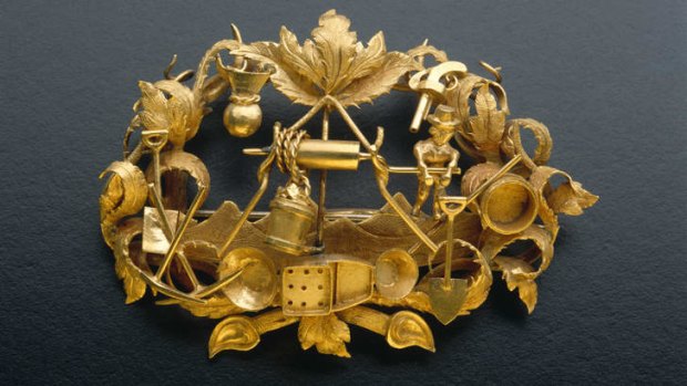 Rare: A goldfields-style brooch.