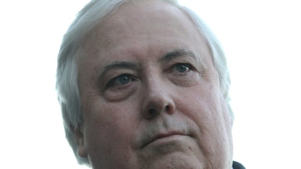 Clive Palmer vows to stand up for the hungry columnist: "Here you are, a war veteran - I’m assuming you are a war veteran - trying to survive on pasta. It’s a disgrace!"