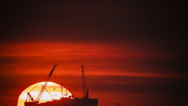 Delays in completing large gas export projects in northern Australia has opened the door to US shipments to north Asia. 