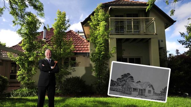 Auctioneer Richard Keeley on the balcony of 17 Hann Street, Griffith, which was built in the 1930s and reflects the architectural designs from Canberra's early days. Inset: The 1926 FCC Type 13 design for the most expensive home you could build in Canberra in those days.