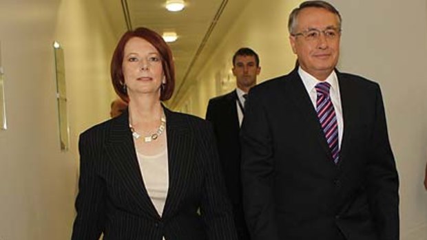Julia Gillard and Wayne Swan arrive for the vote.