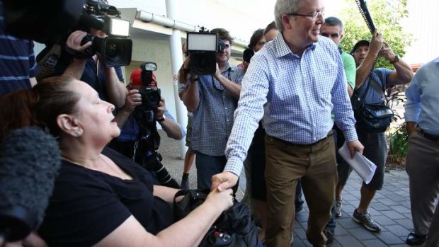Dianne Day meets Prime Minister Kevin Rudd at a GP Super Clinic in Darwin.