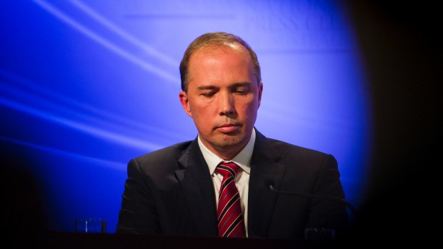 Health Minister Peter Dutton has accused the Labor party of playing politics on the Ebola issue. 