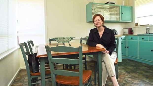 Julia Gillard and her infamous empty fruit bowl in Altona.
