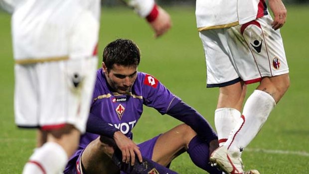 Adrian Mutu in action for Fiorentina earlier this year.